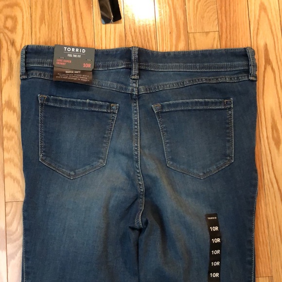 TORRID size 10R mid rise luxe super skinny - Picture 10 of 16